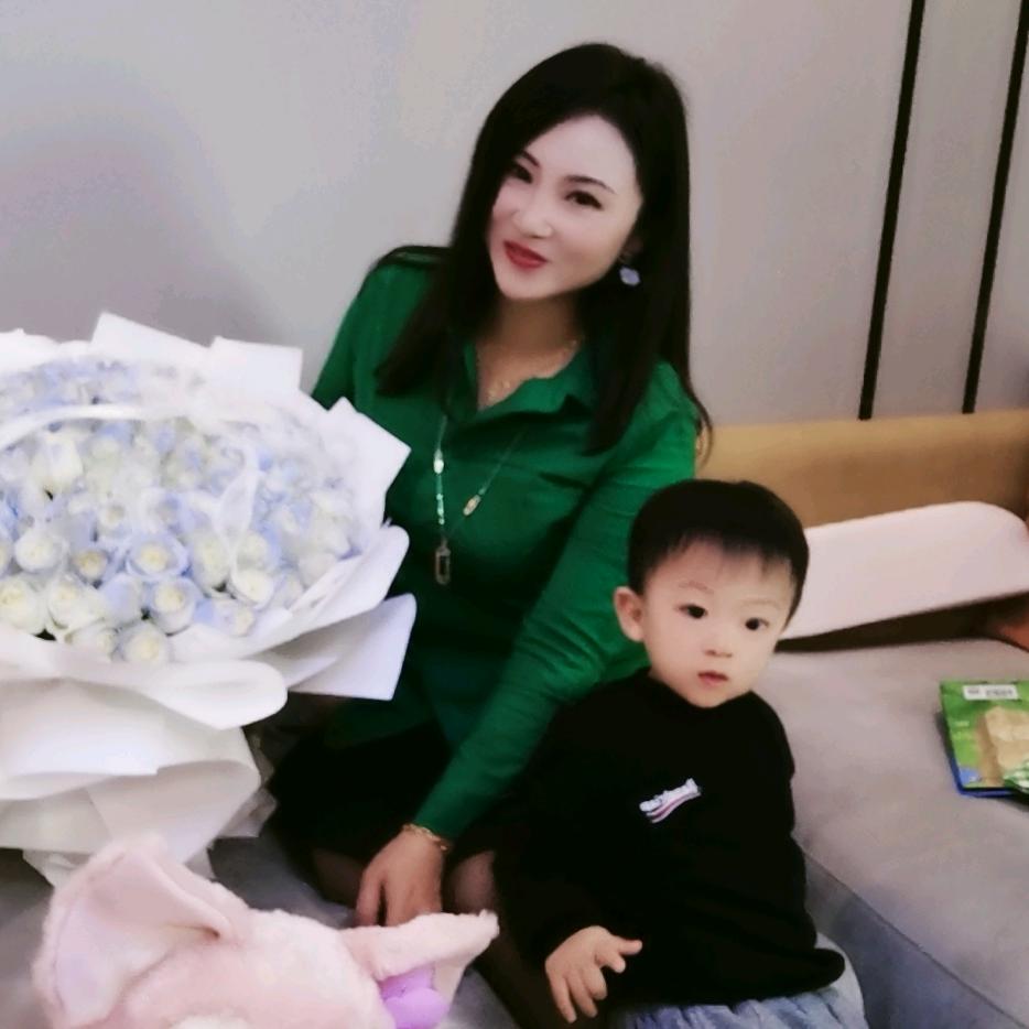 泡泡奶奶叫储楚