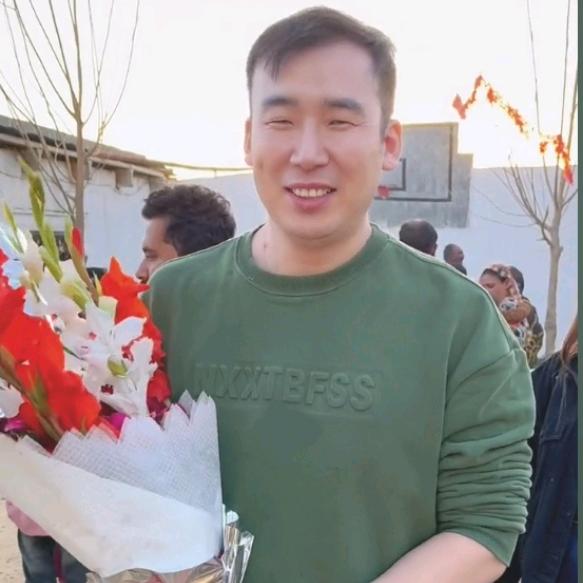巴铁小飞珠宝