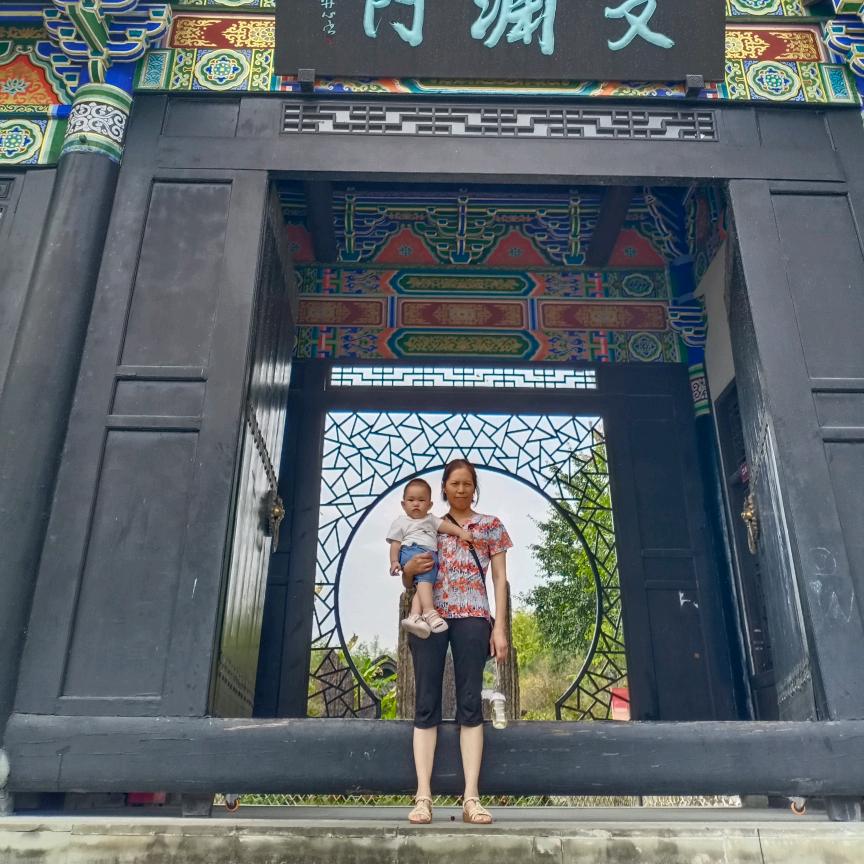 JIA宏秀