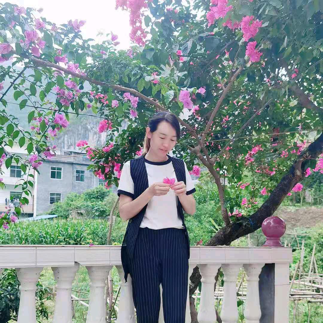 小朱👉🏻🐉