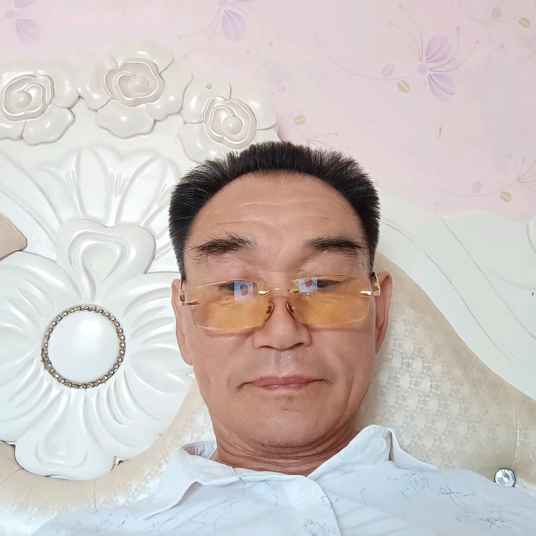 保持默认