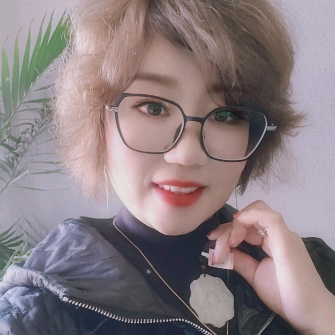 四月