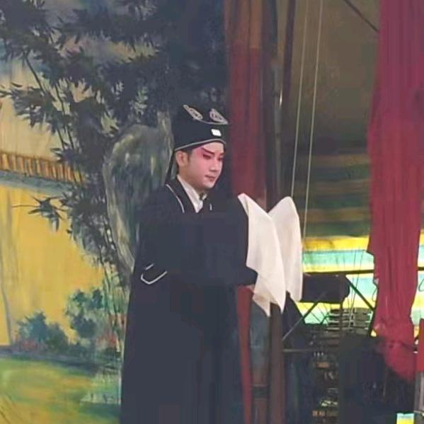 梨园一骏