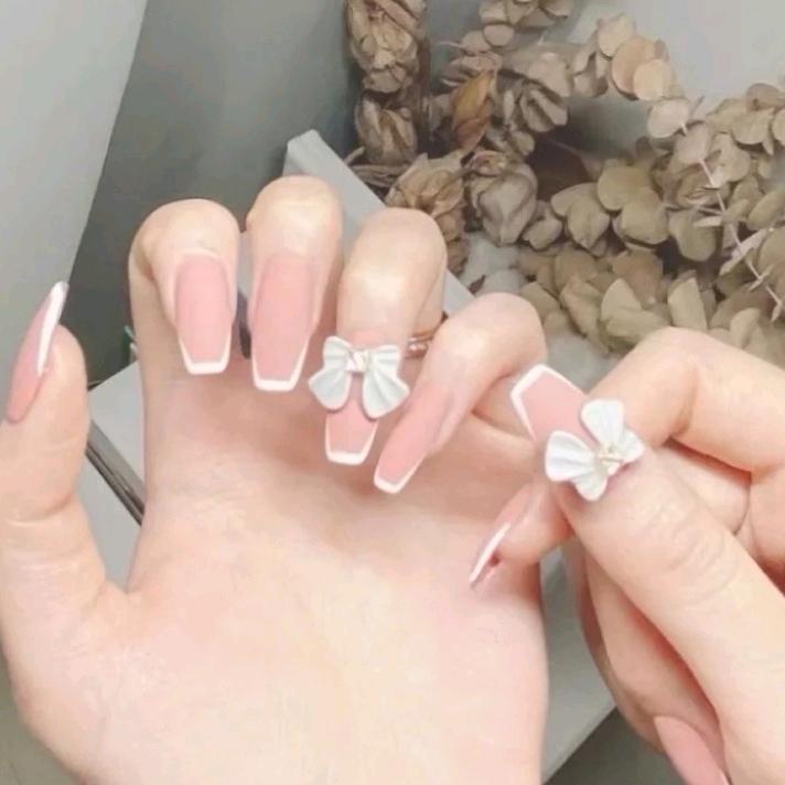 小熊美甲屋官方号