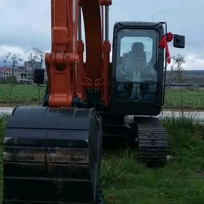 界首挖机大队小哥……陈军