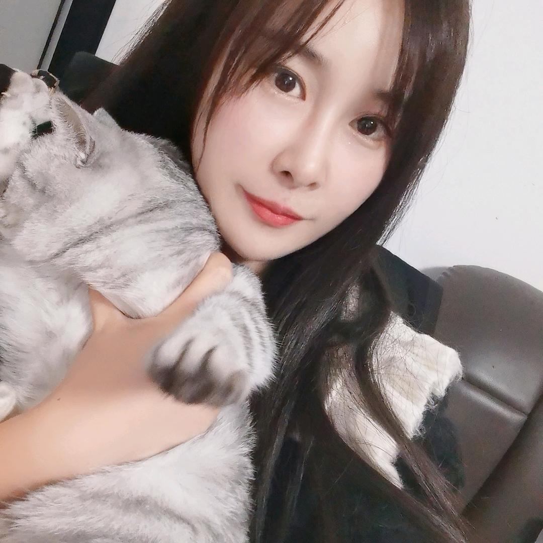 小鱼吃饱了