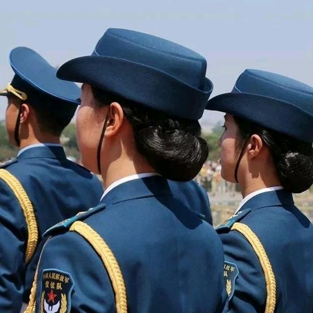 铿锵玫瑰