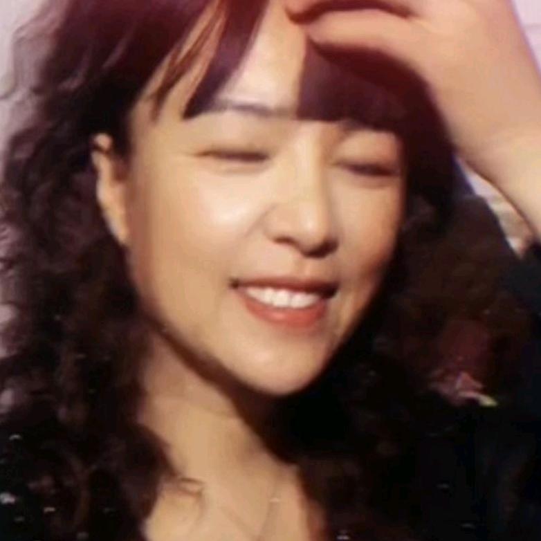 李思莹