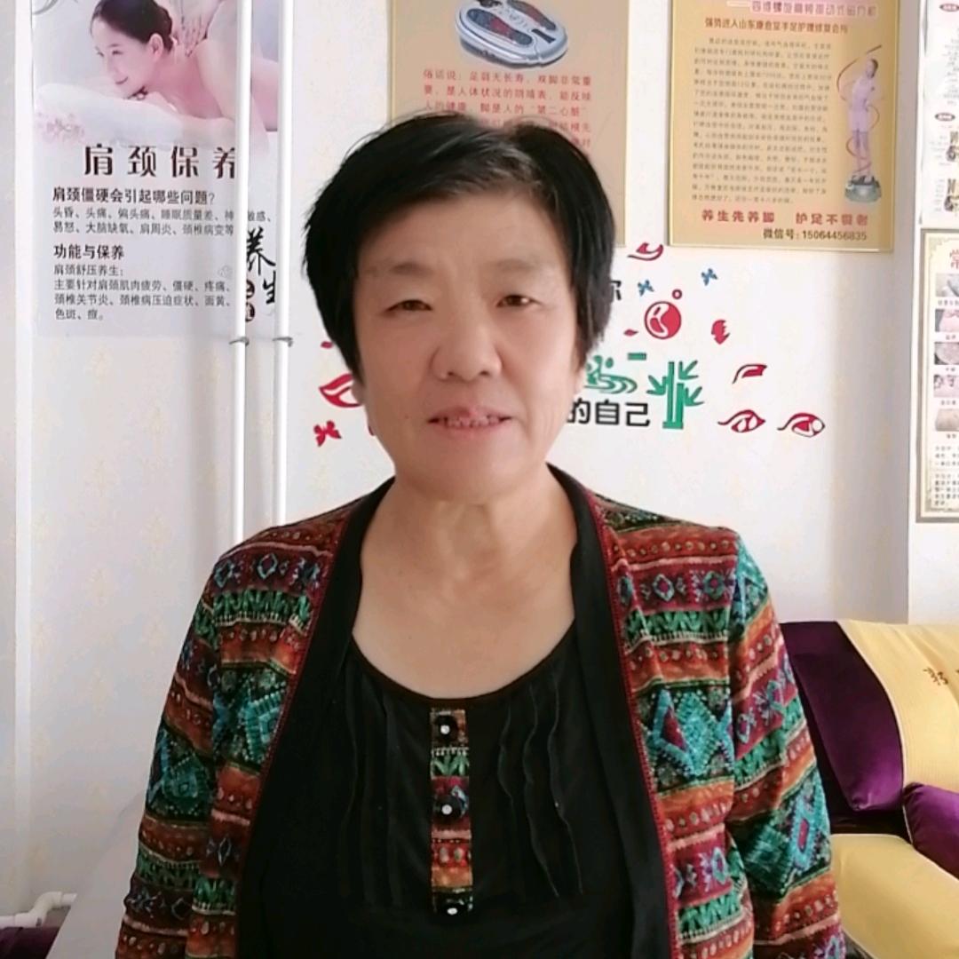 蕊宝和奶奶的快乐