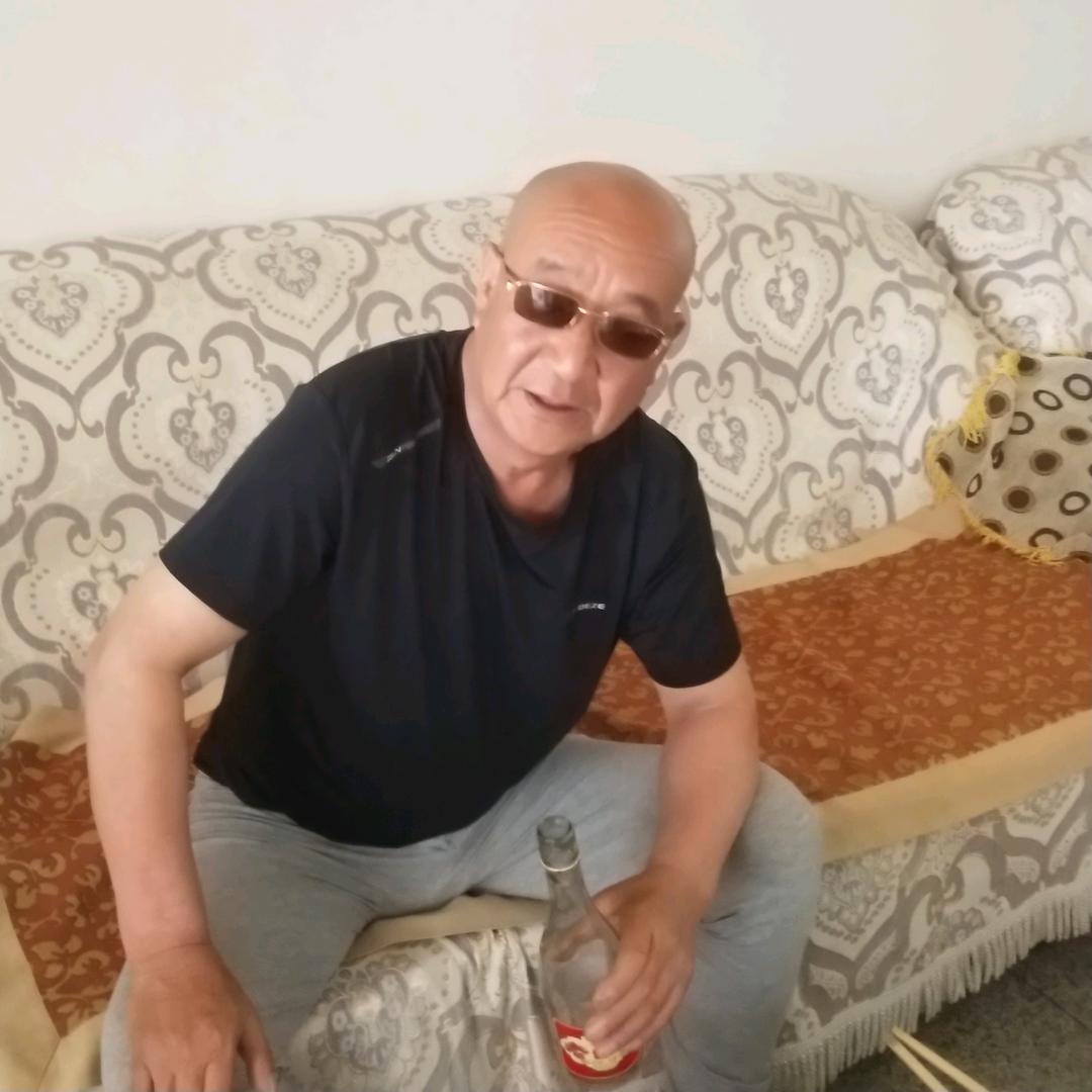 用户9454457894145