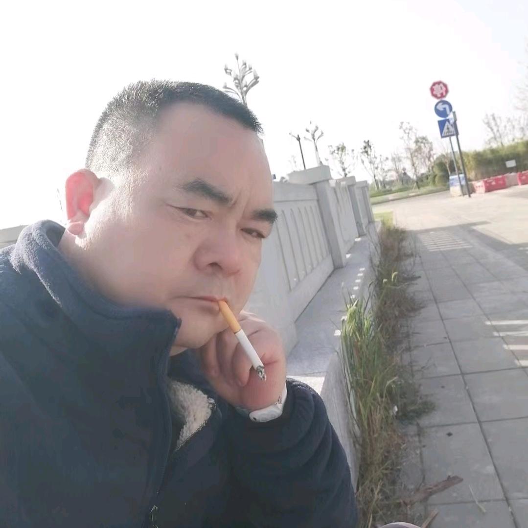 爱就相随💔💔