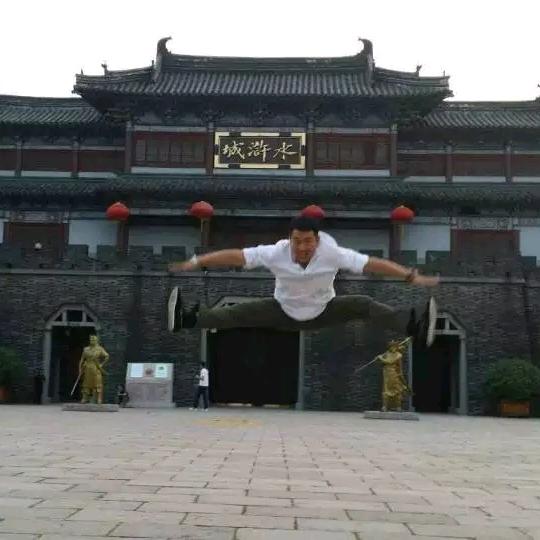 金马跃财门