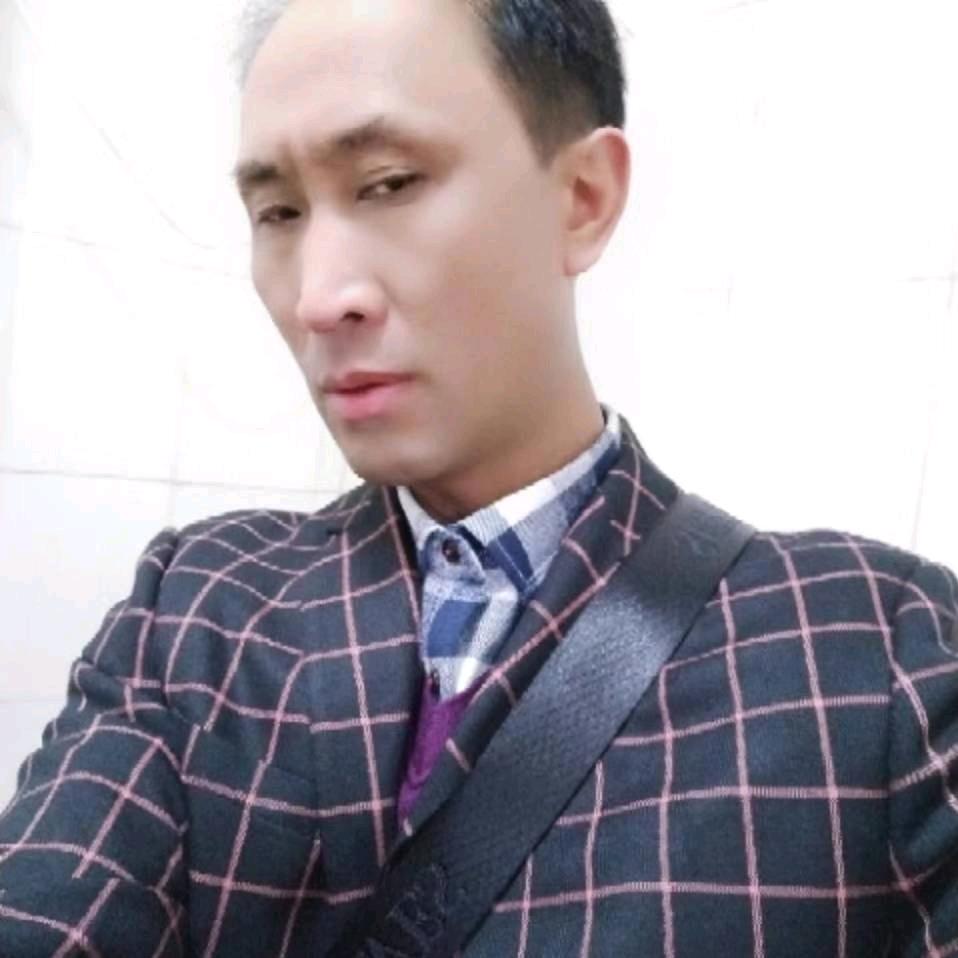 车佳明