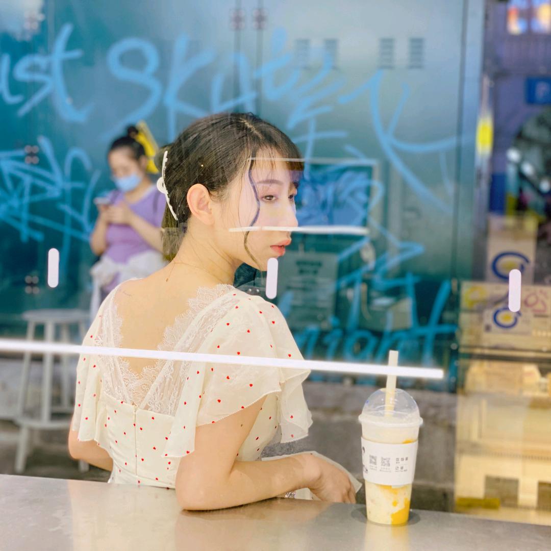 请叫我嗯哼大王