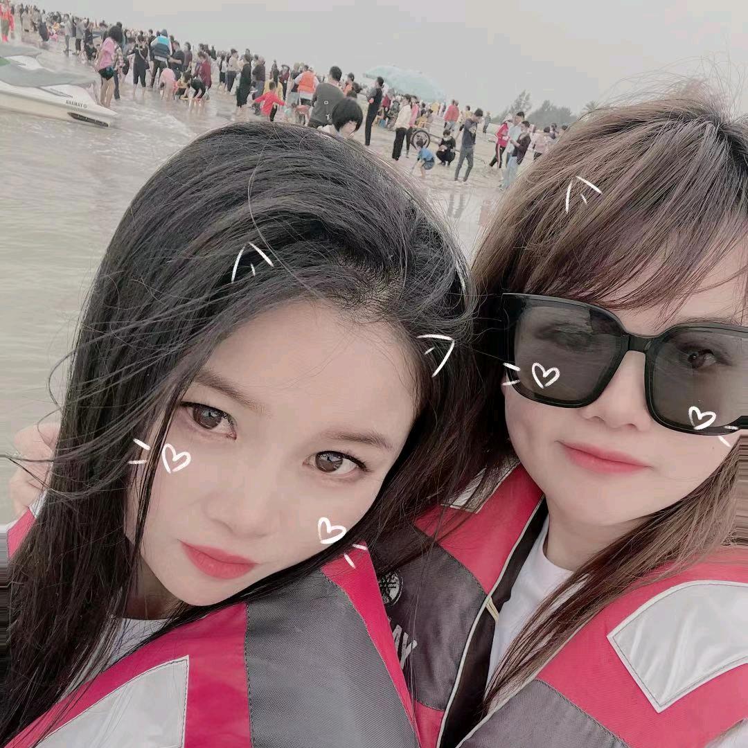 @安静💋