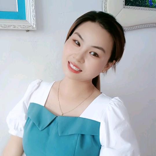 教语文的香香老师