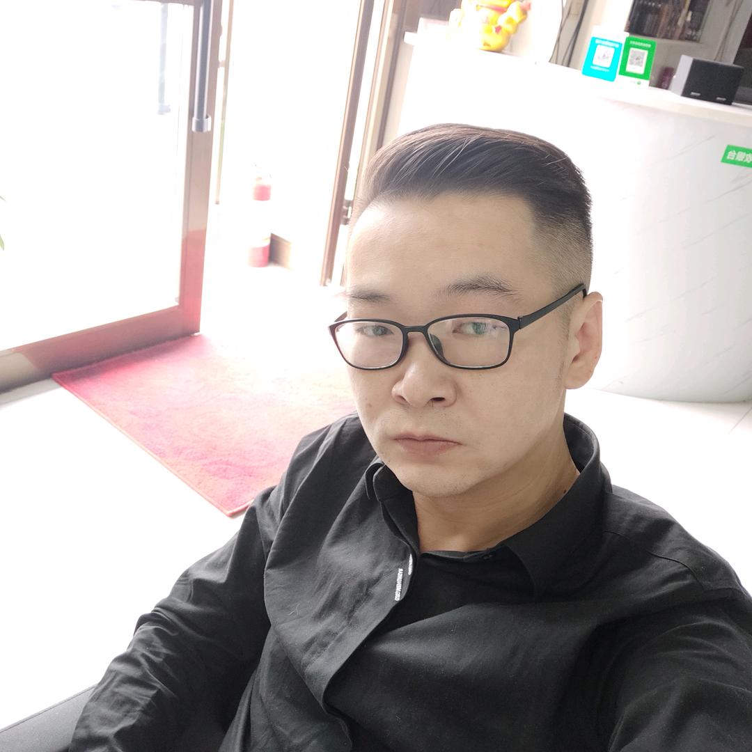 神奇车库汽车