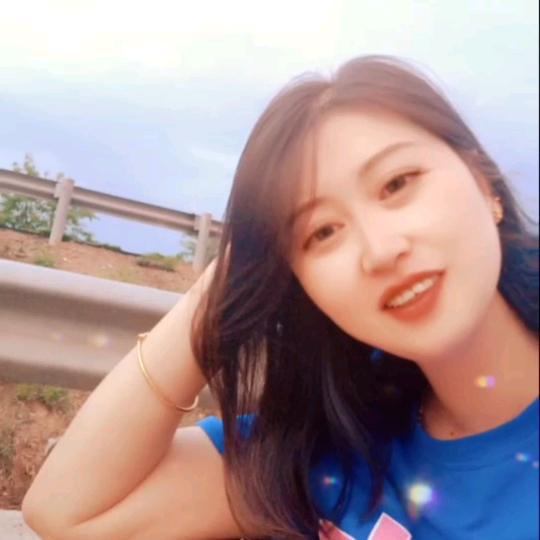 娜娜《三千金》