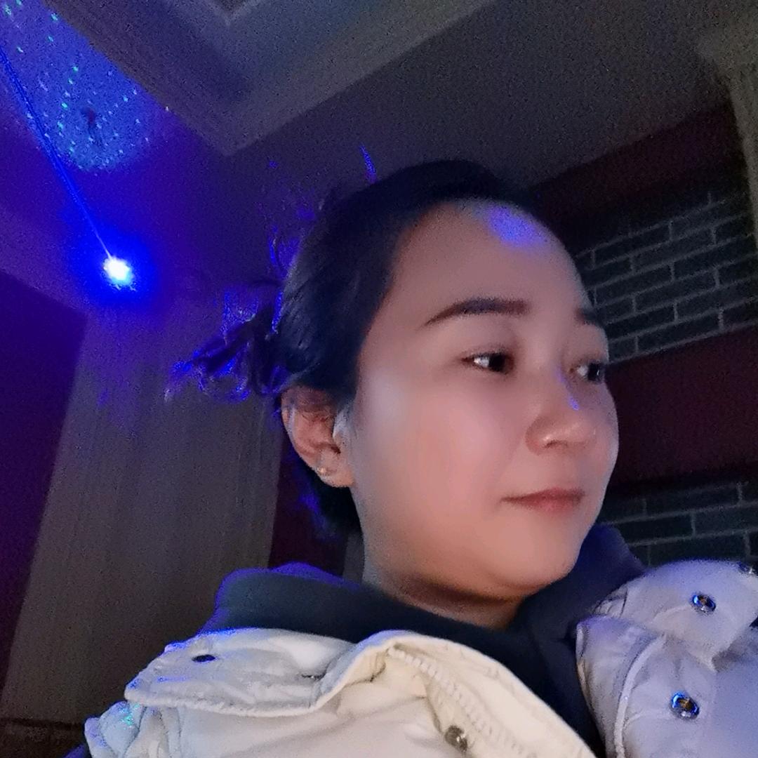 英子