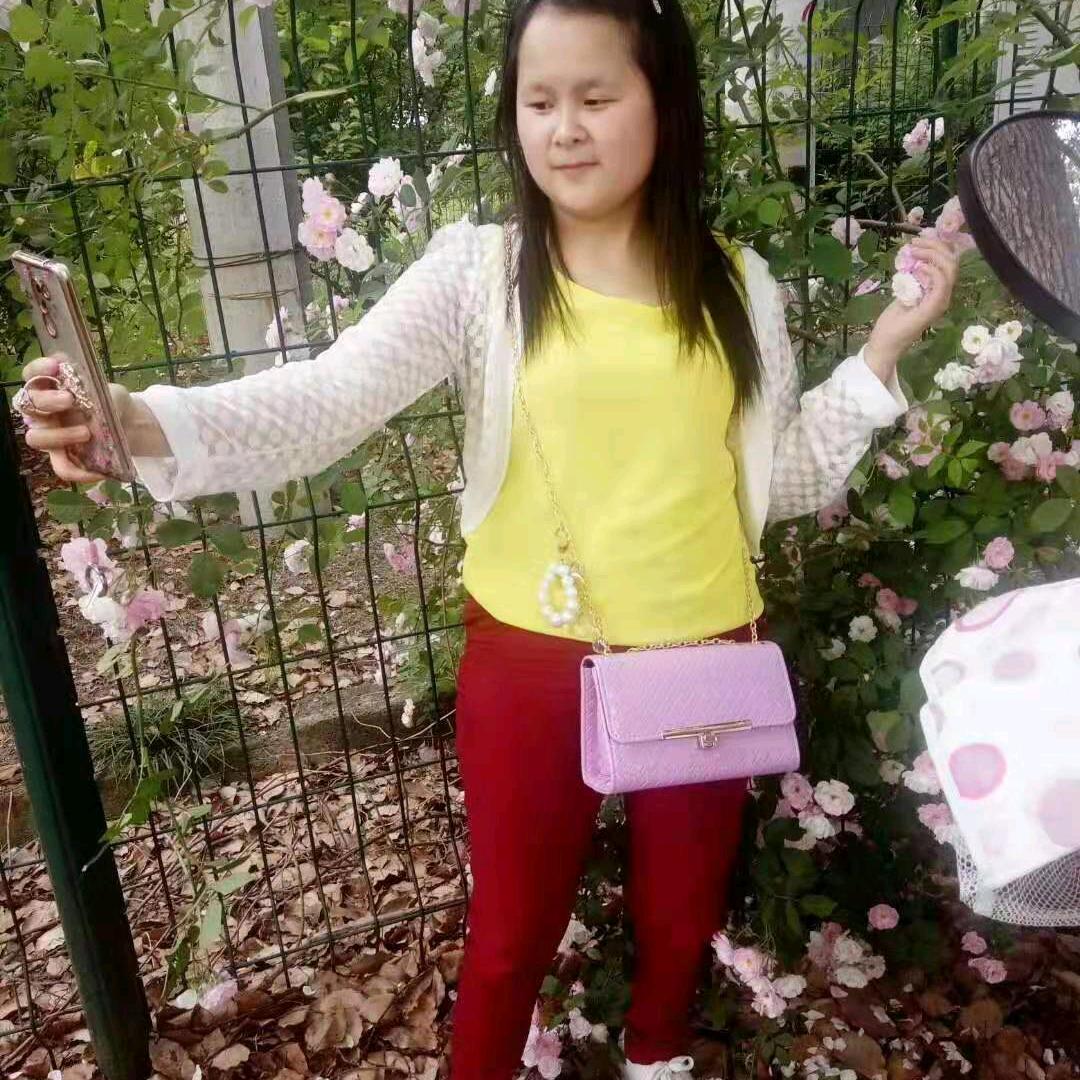 小清花香满天