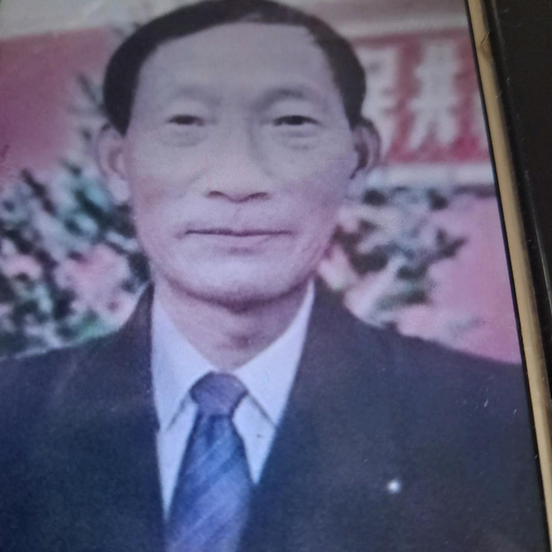 闫炎申，花好月园