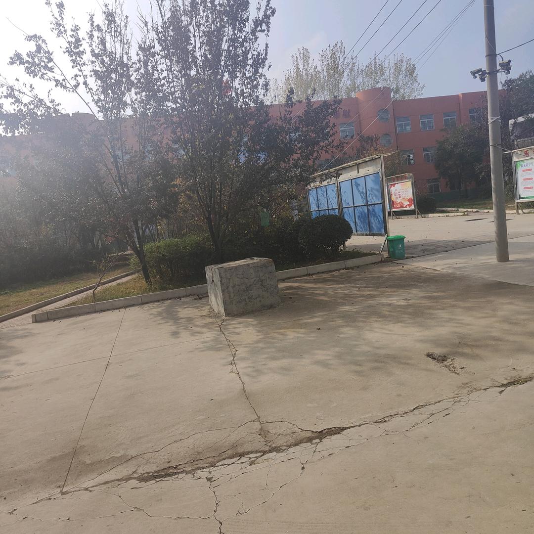泓翰