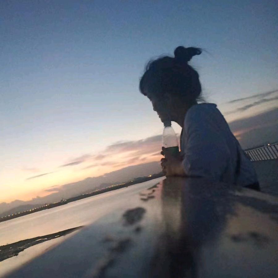 莲花一小朵😘😘