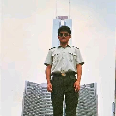 @所有当过兵的战友干一杯吧！