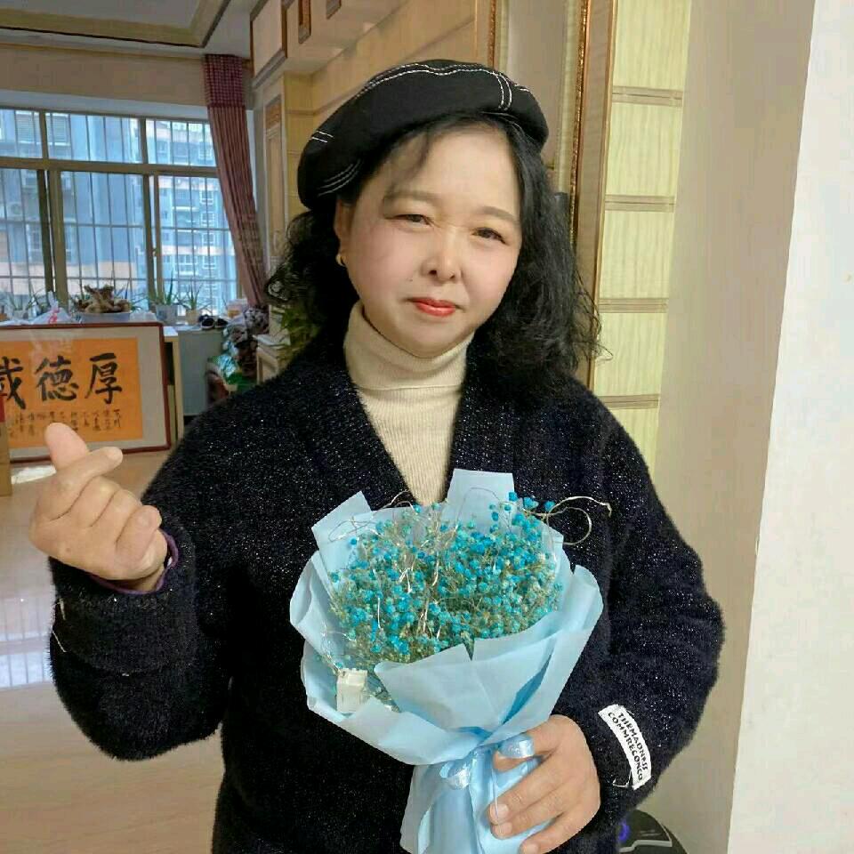 笑口常开我是┏ (^ω^)=☞