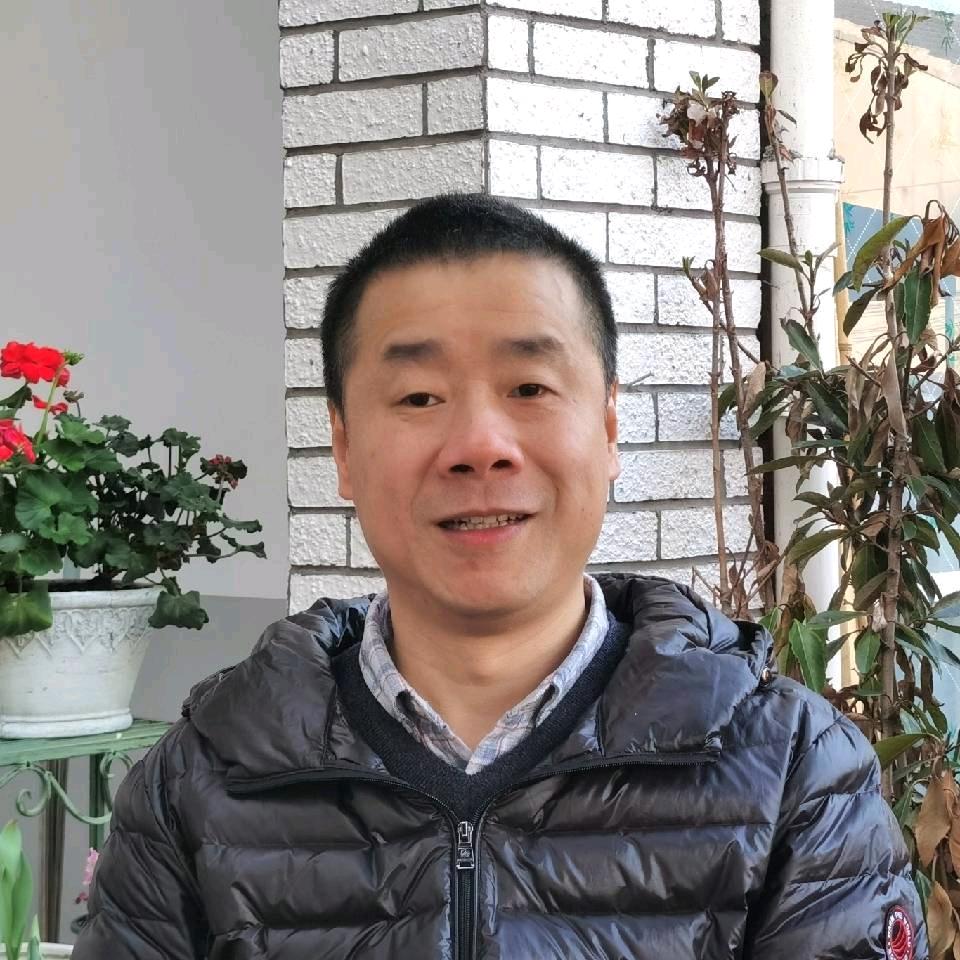 阿勇爱唱歌