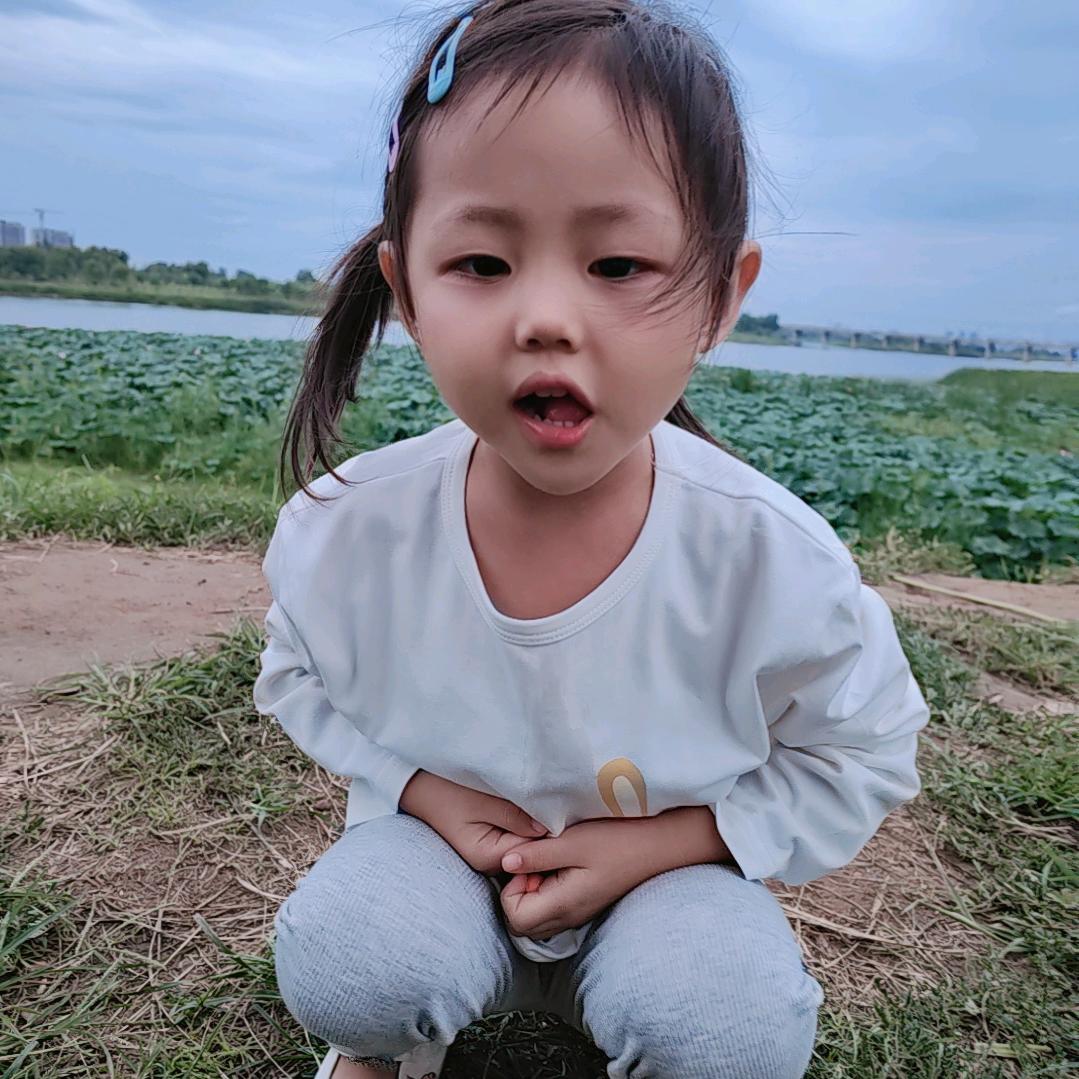 李朋