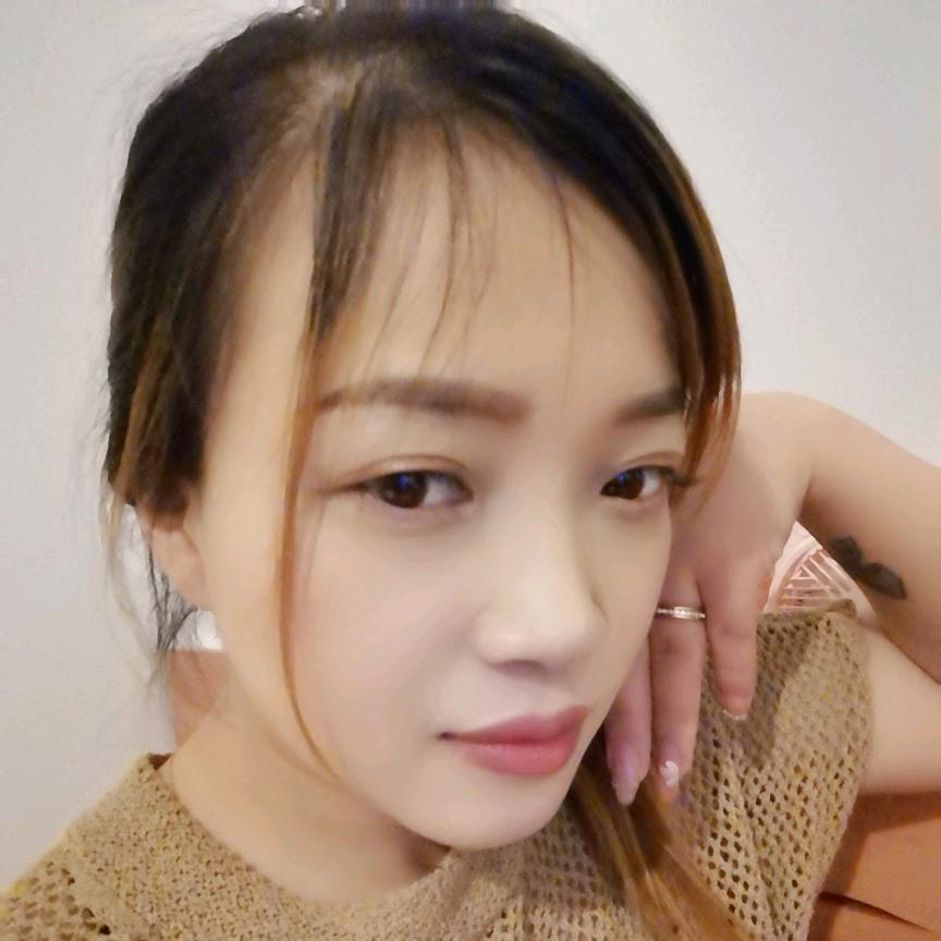 Ms.Huang
