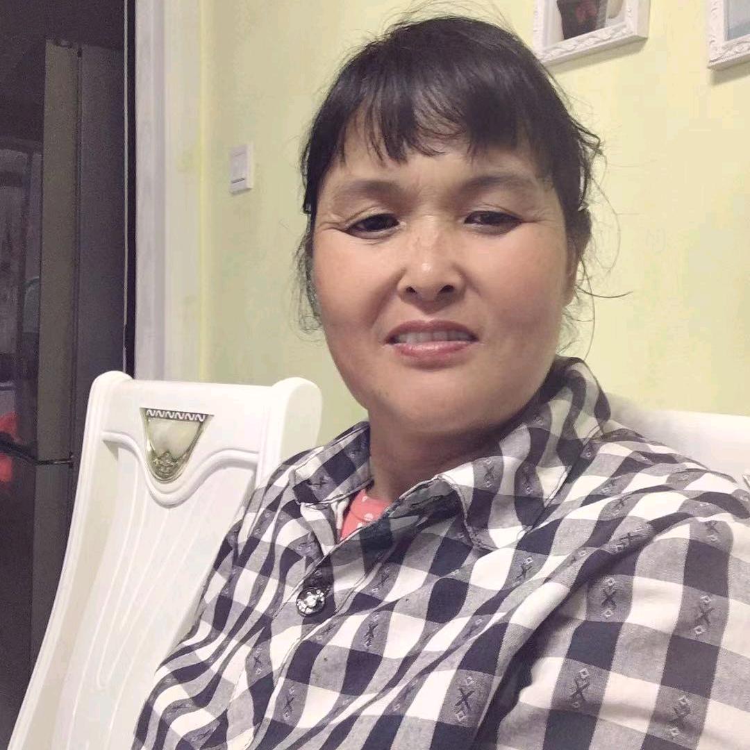 四郎 桃子