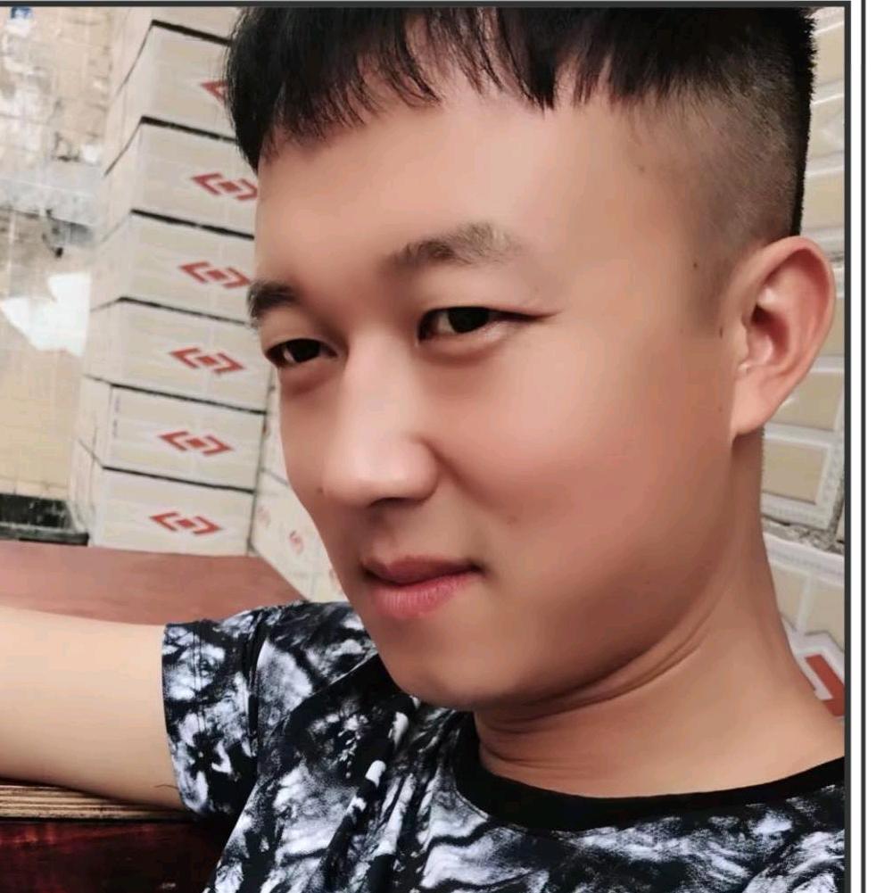 邓启福