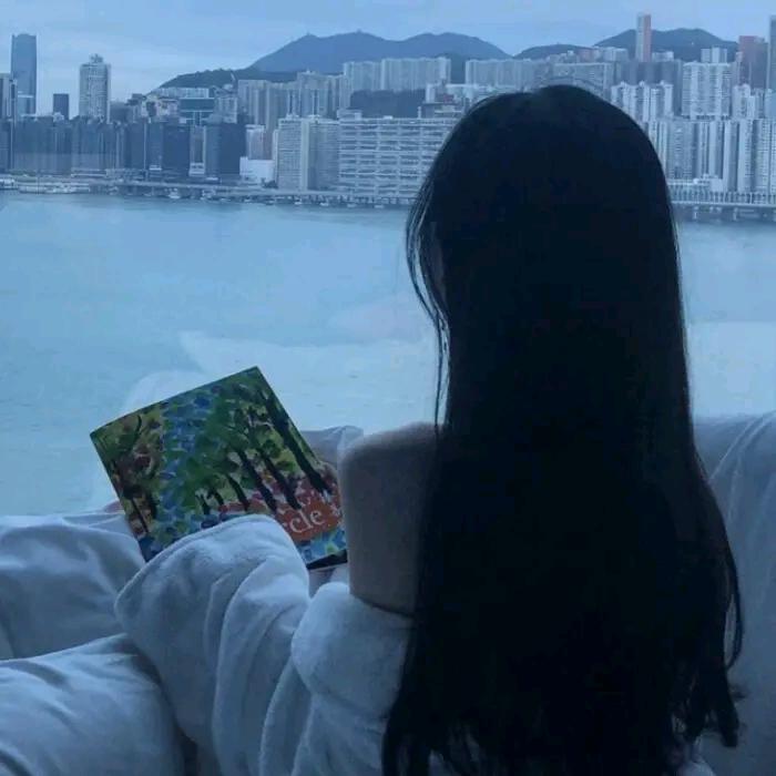 小蜜蜂穿搭厅