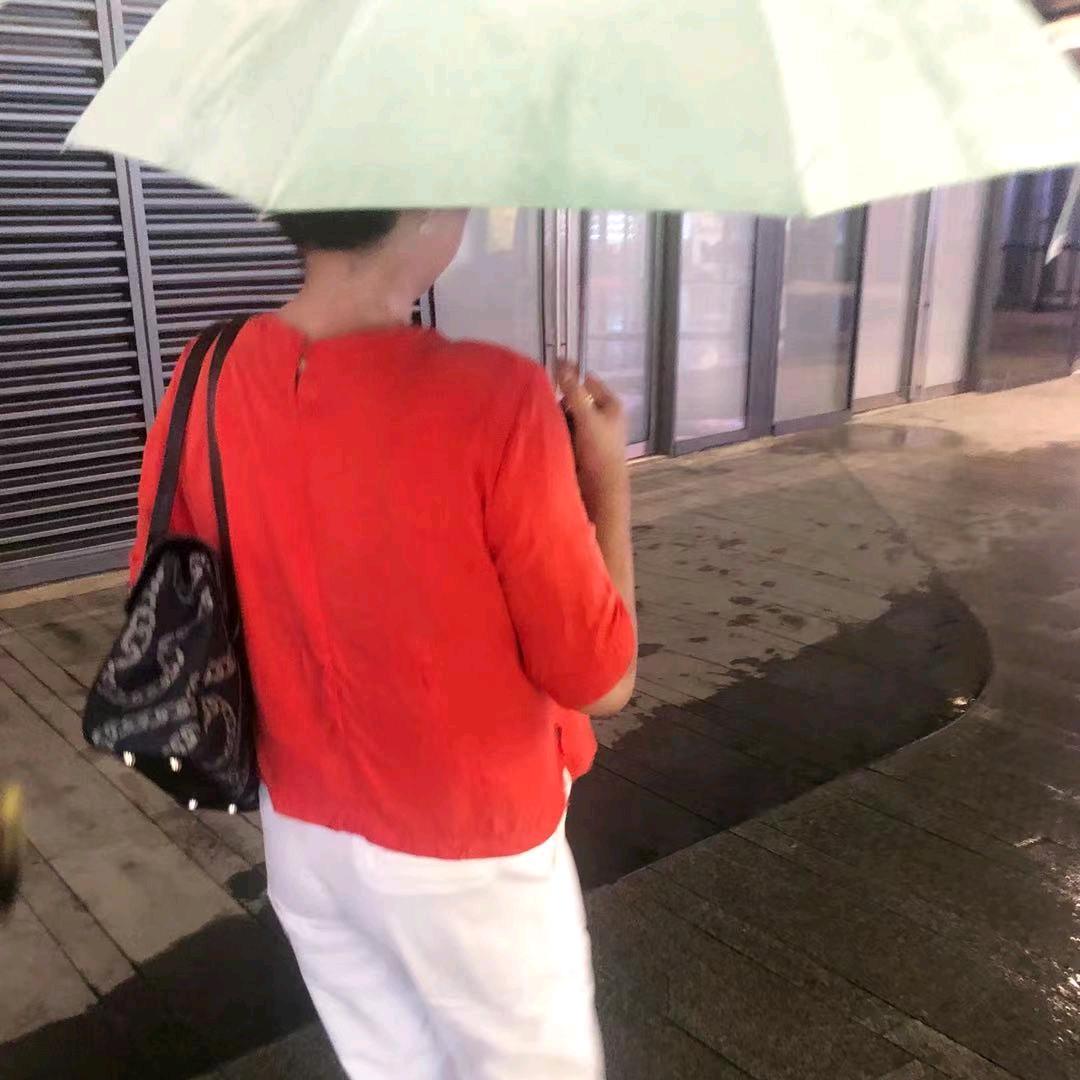 钟妮