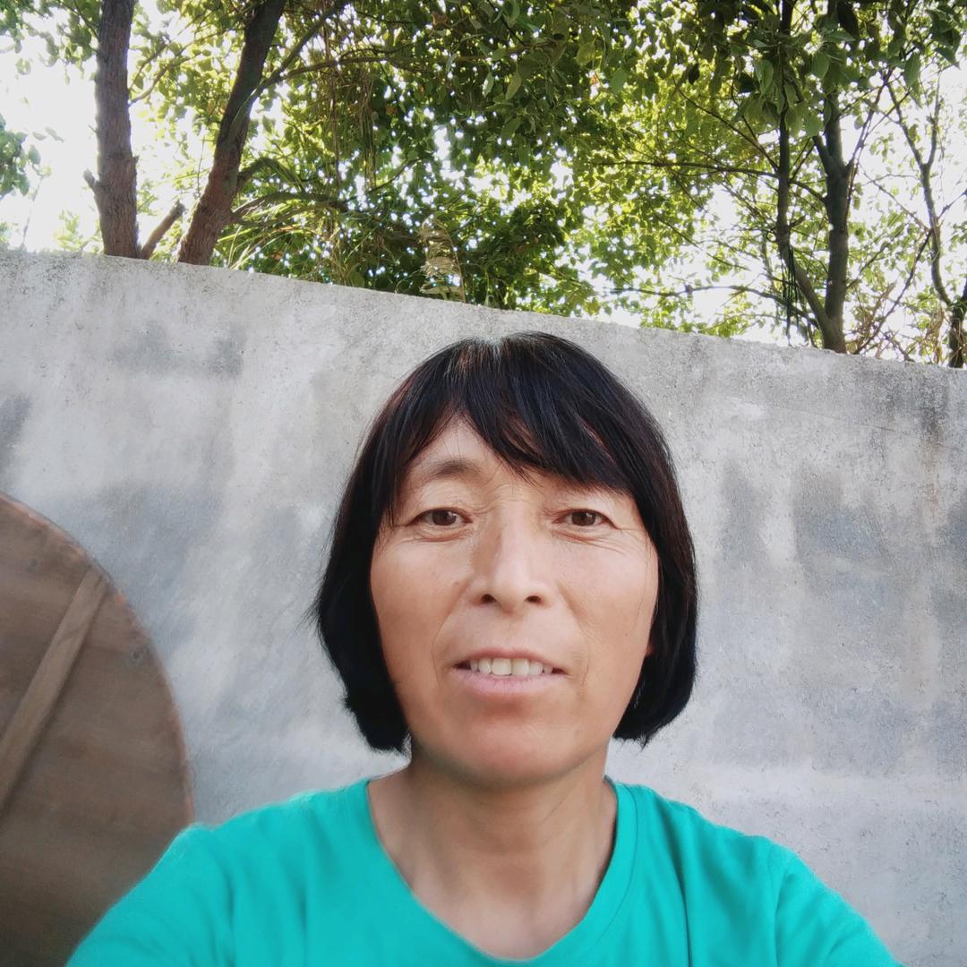 黄娟