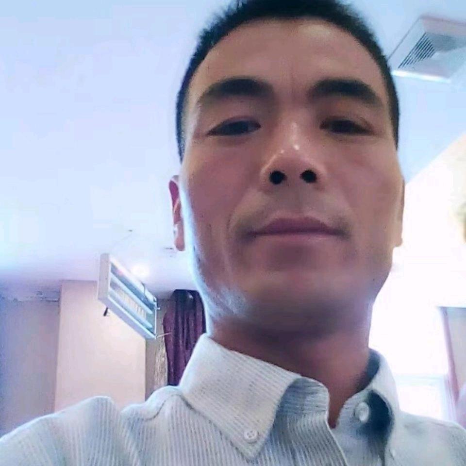 努力奋斗的人。