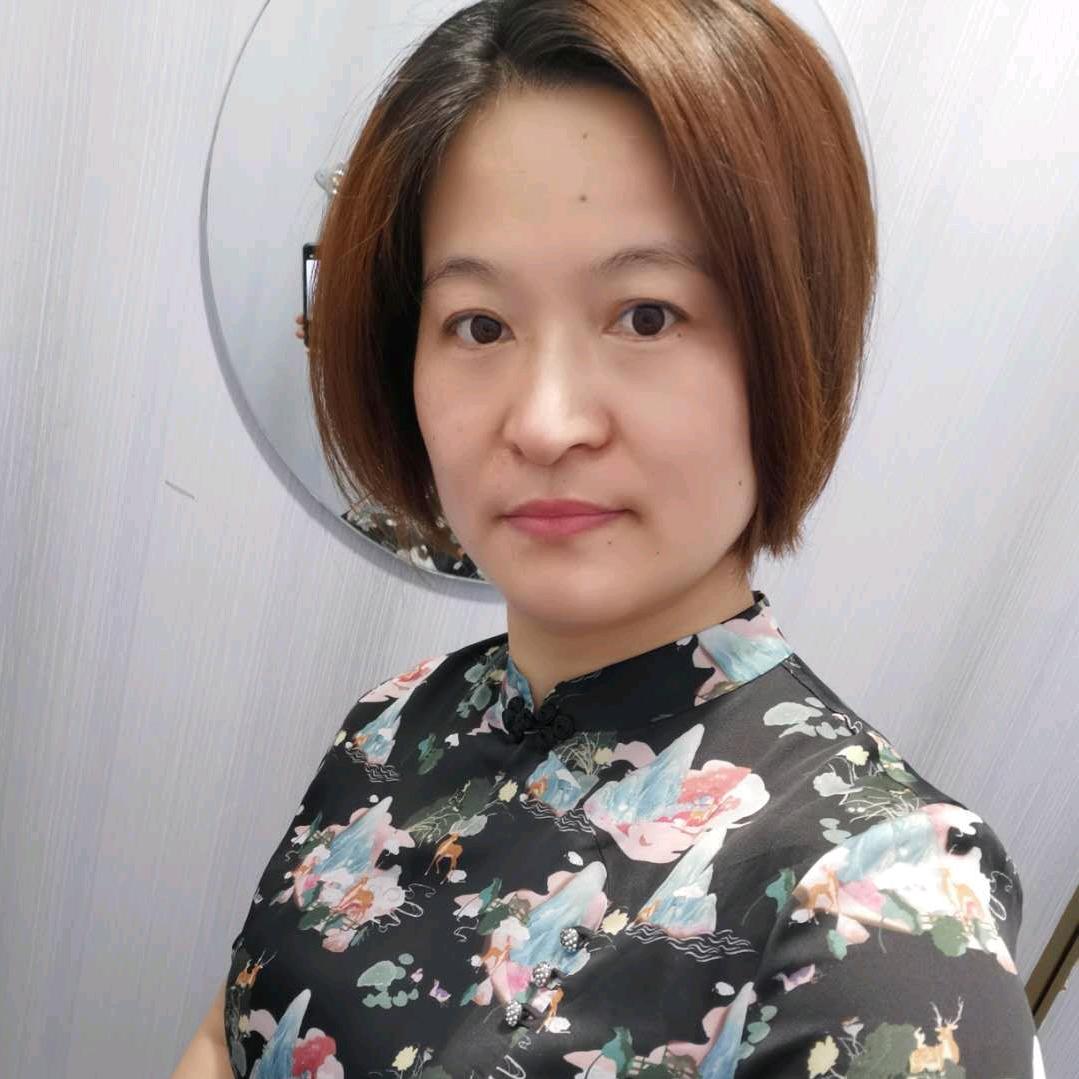 济南窗帘壁布芳姐