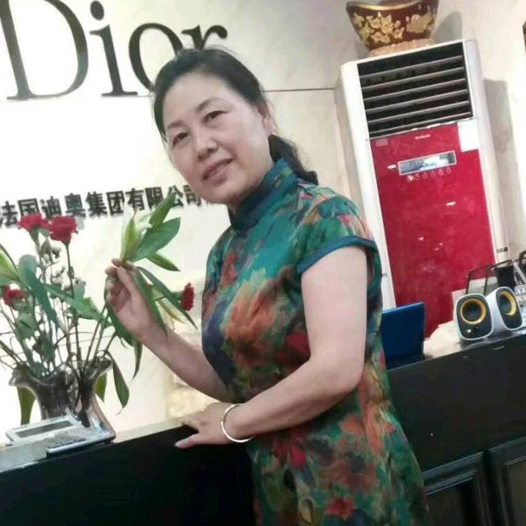 柏宏
