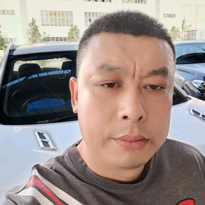 雄雄