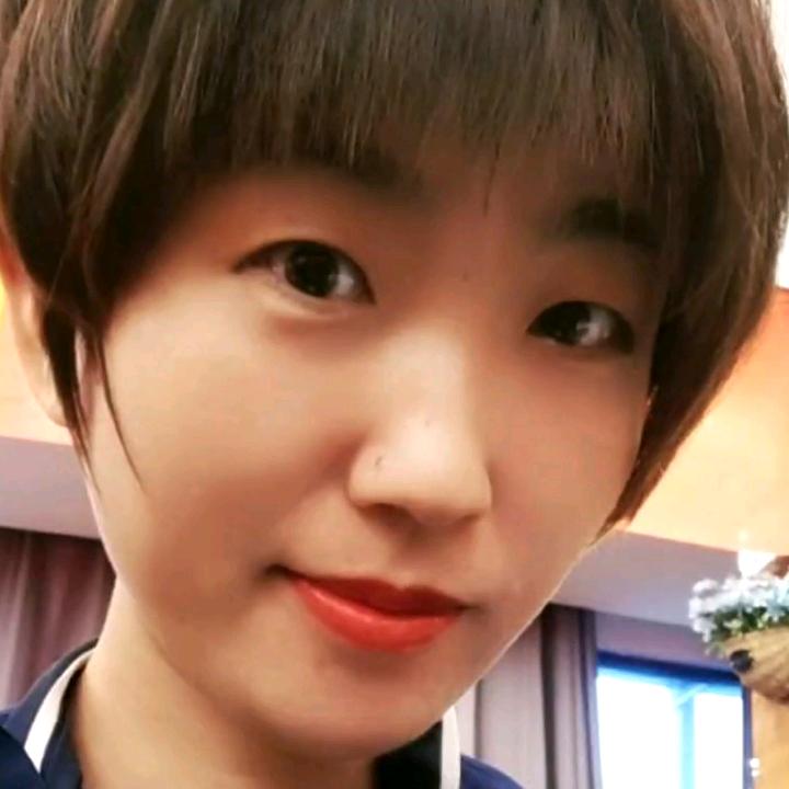 武陟县艳英化妆品销售中心