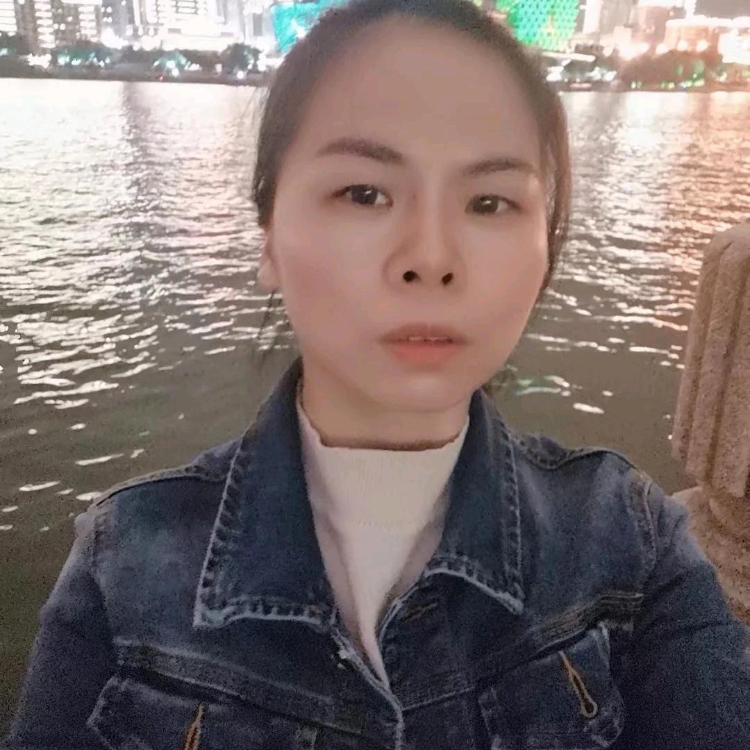 覃兰