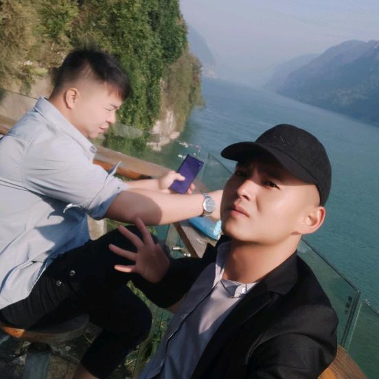 在人间凑数得日子……