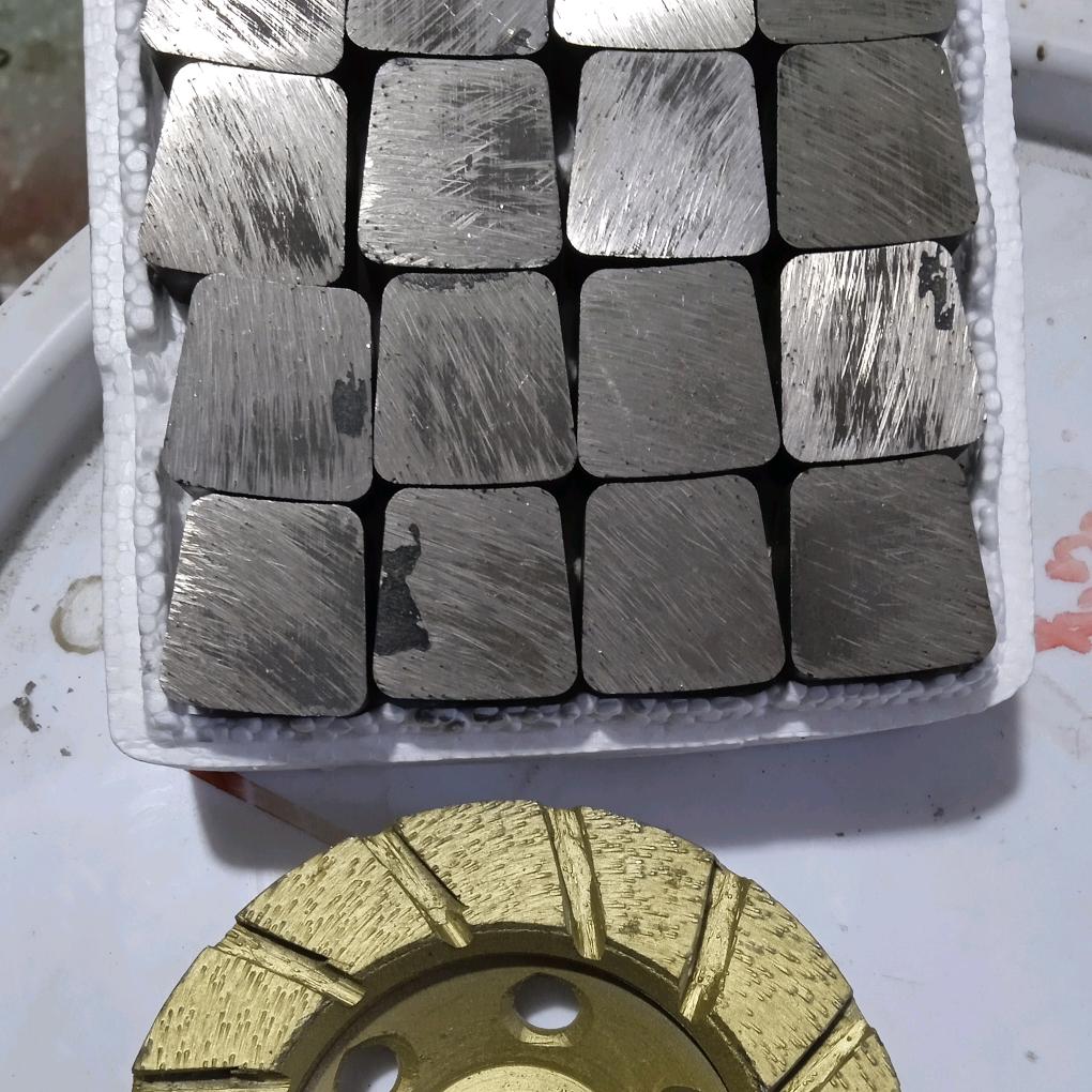 金刚石磨块