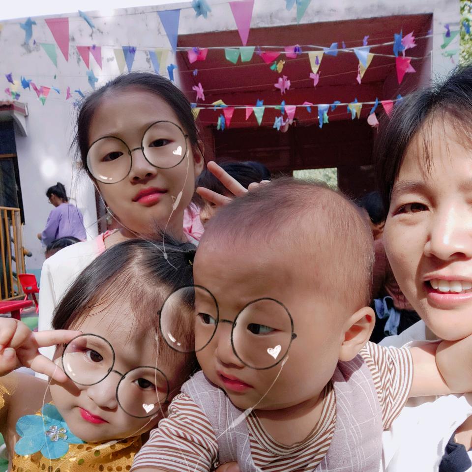 中珹豫府网灯手工活