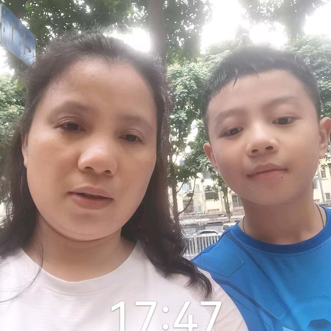 仔仔.果果