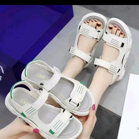 渑池黄花步步运鞋城