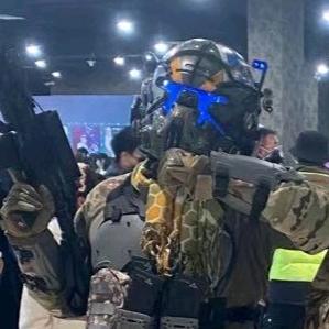 一个路过的铁驭