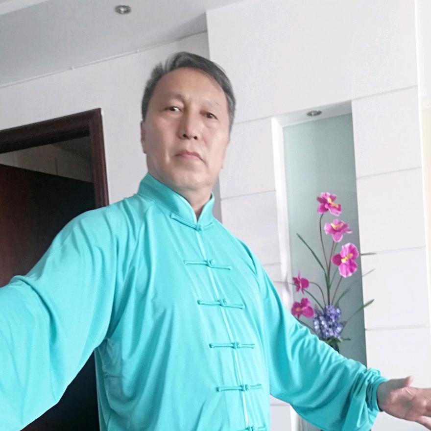 曹兴教授